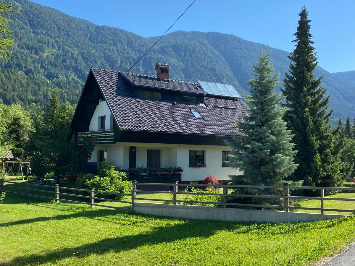 Apartment Zidana Marela - Attic With A View Kranjska Gora Esterno foto